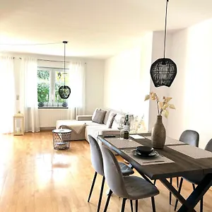 George 2 Zi-appartement Apartment